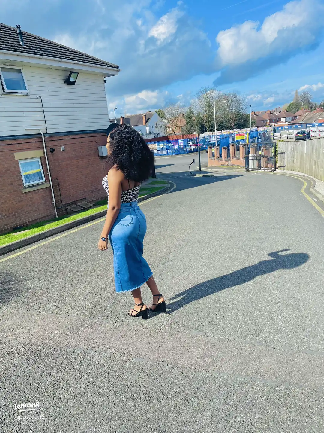 You don’t need to break a bank to look good 🌝's images(0)