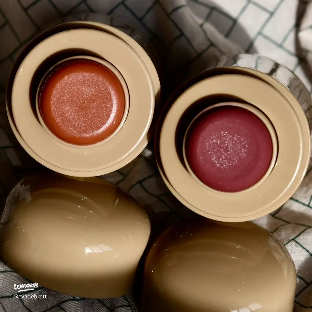 Autumn Makeup Must-Haves 🍂 's images(2)