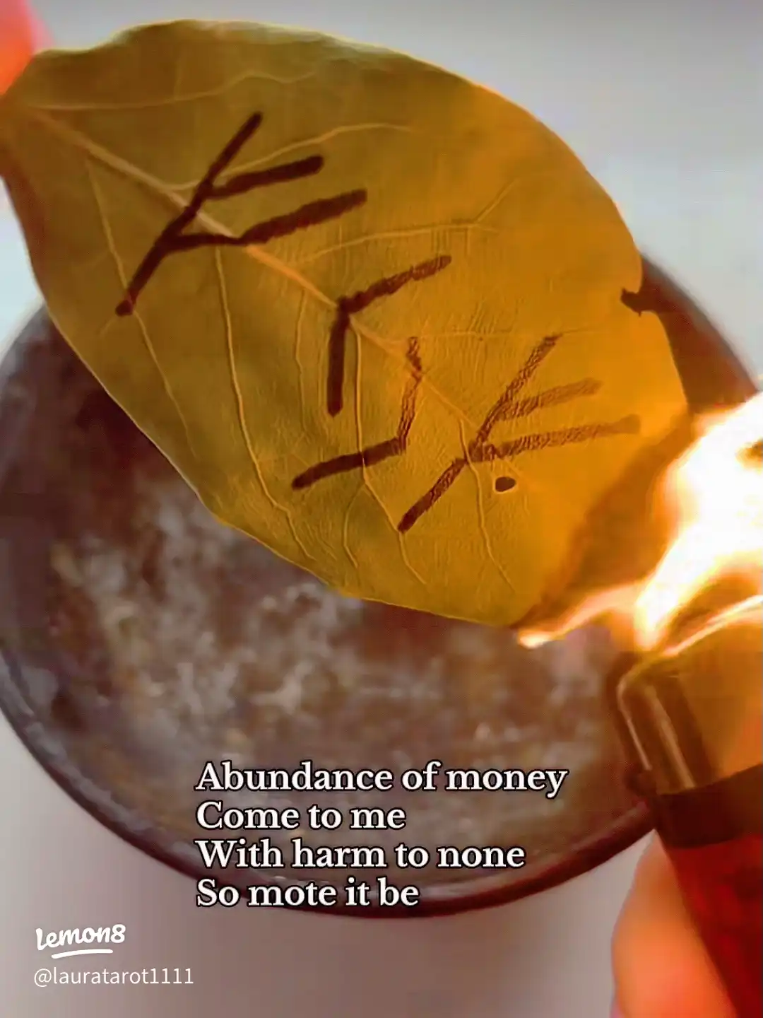 Rune formula to attract wealth's images(0)