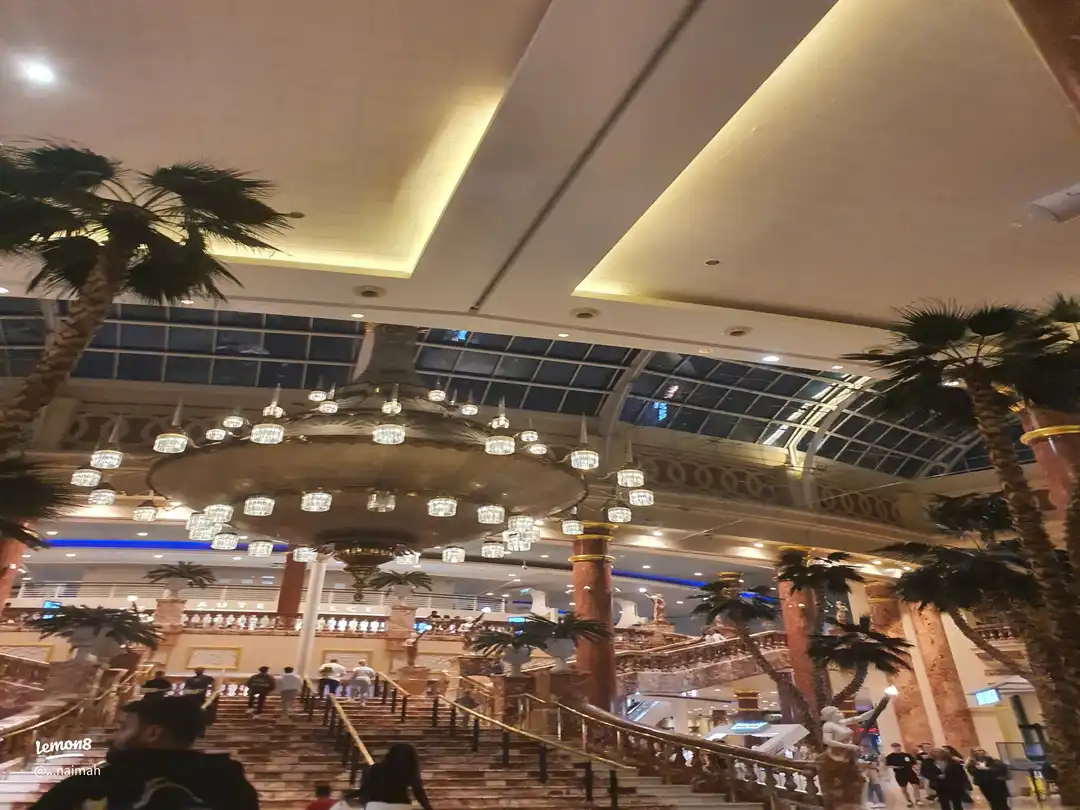 Visiting Manchester's images(4)