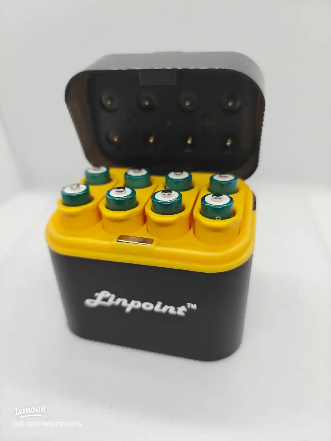 Rechargeable batteries at your finger tips 's images(0)