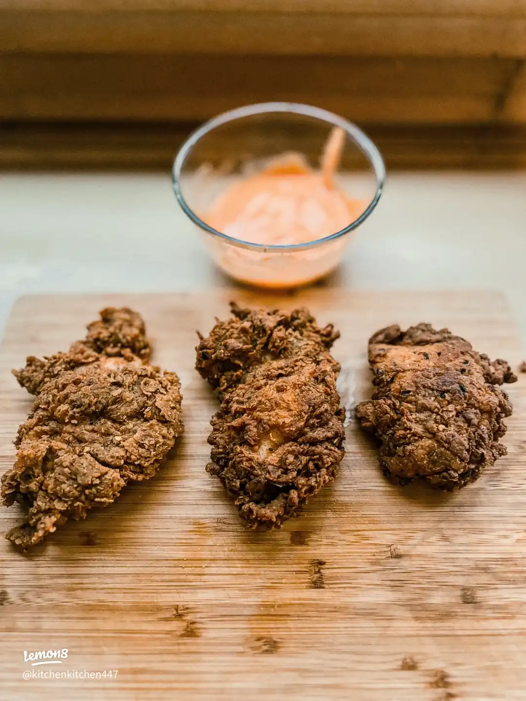 Buttermilk fried chicken sandwich's images(0)