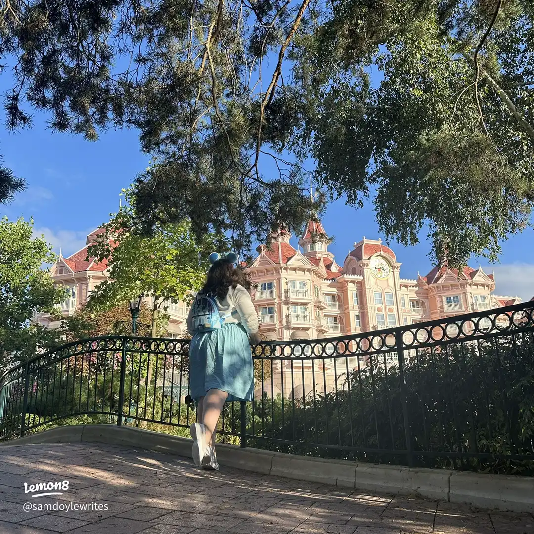 BESTIE PHOTO LOCATION - Fantasia Gardens, DLP's images(2)